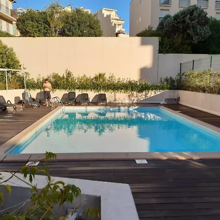 Studio Felibriges Apartment *